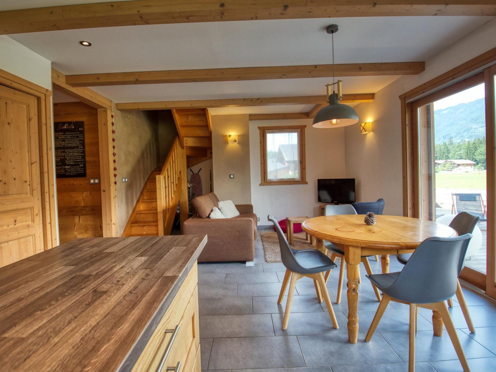 Duplex 2 Chambres Avec Grande Terrasse, Animaux Acceptes, A Samoens - Fr-1-642-77 Exterior photo