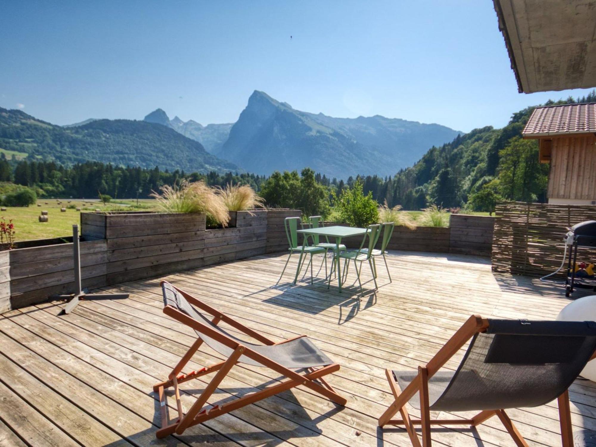Duplex 2 Chambres Avec Grande Terrasse, Animaux Acceptes, A Samoens - Fr-1-642-77 Exterior photo